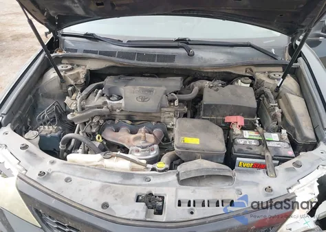 2013 Toyota Camry Se z USA, uszkodzony, nr VIN 4T1BF1FK1DU284254